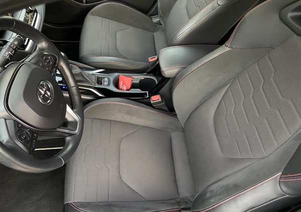Toyota Corolla cena 105798 przebieg: 71000, rok produkcji 2020 z Łowicz małe 254